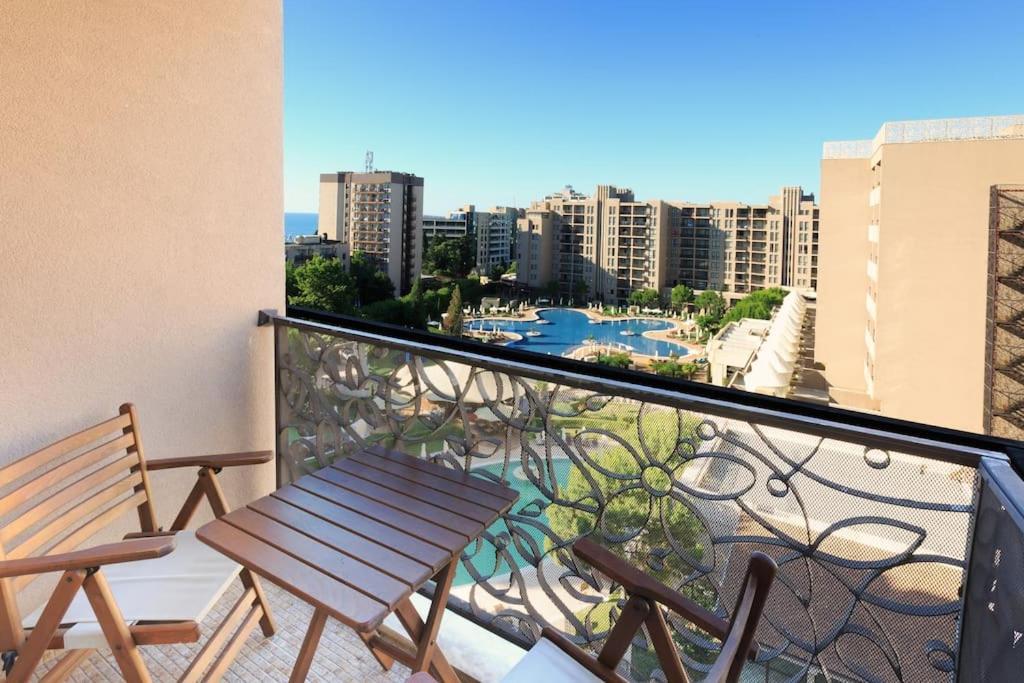 Royal Beach Apartment Barcello B Slântsjev Brjag Eksteriør bilde